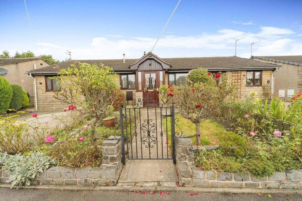 Main image of 2 bedroom End Terrace Bungalow for sale, Hathaway Fold, Padiham, Lancashire, BB12