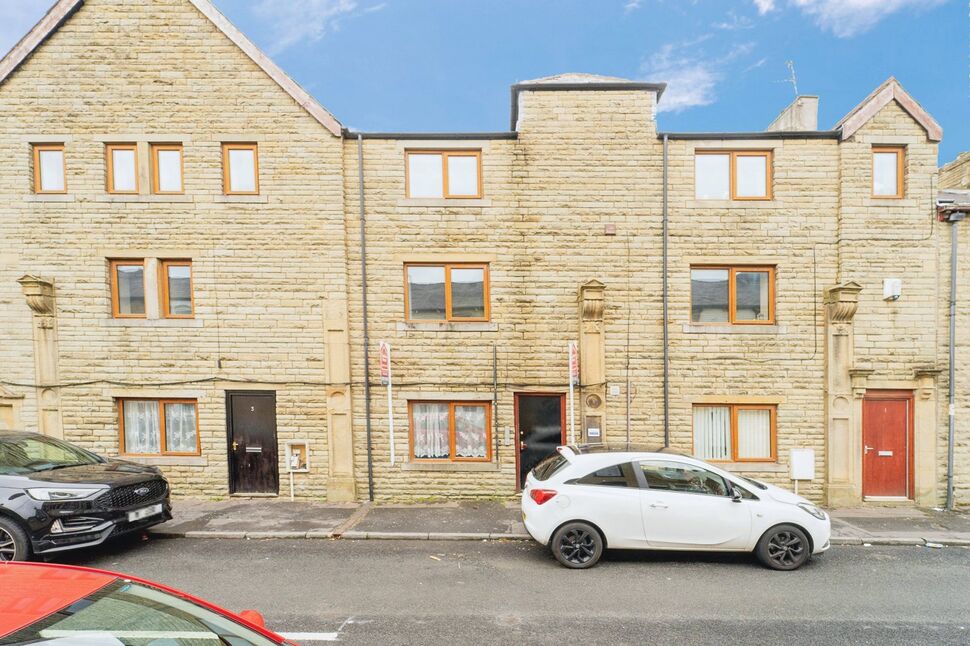 Main image of 2 bedroom  Flat for sale, Allendale Street, Burnley, Lancashire, BB12