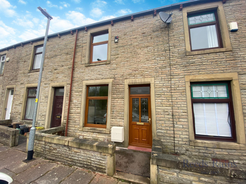 Main image of 2 bedroom Mid Terrace House to rent, Bergen Street, Burnley, Lancashire, BB11