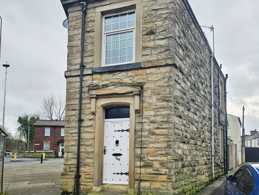 Main image of 1 bedroom End Terrace House for sale, Burnley Road, Padiham, Lancashire, BB12