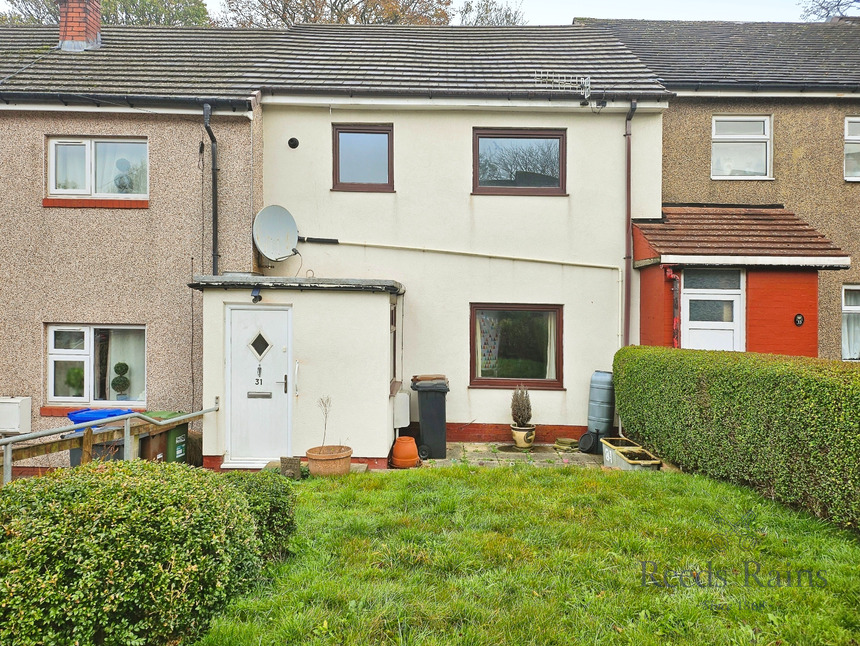 2 bedroom Mid Terrace House for sale