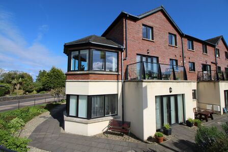 Cable Road, 3 bedroom  Flat for sale, £198,950