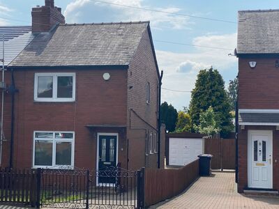 2 bedroom Semi Detached House to rent