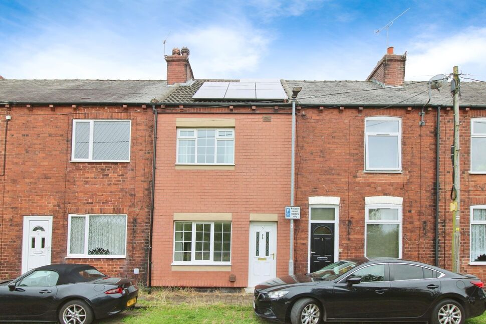 Main image of 2 bedroom Mid Terrace House for sale, River View, Castleford, West Yorkshire, WF10