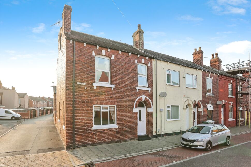 3 bedroom End Terrace House for sale