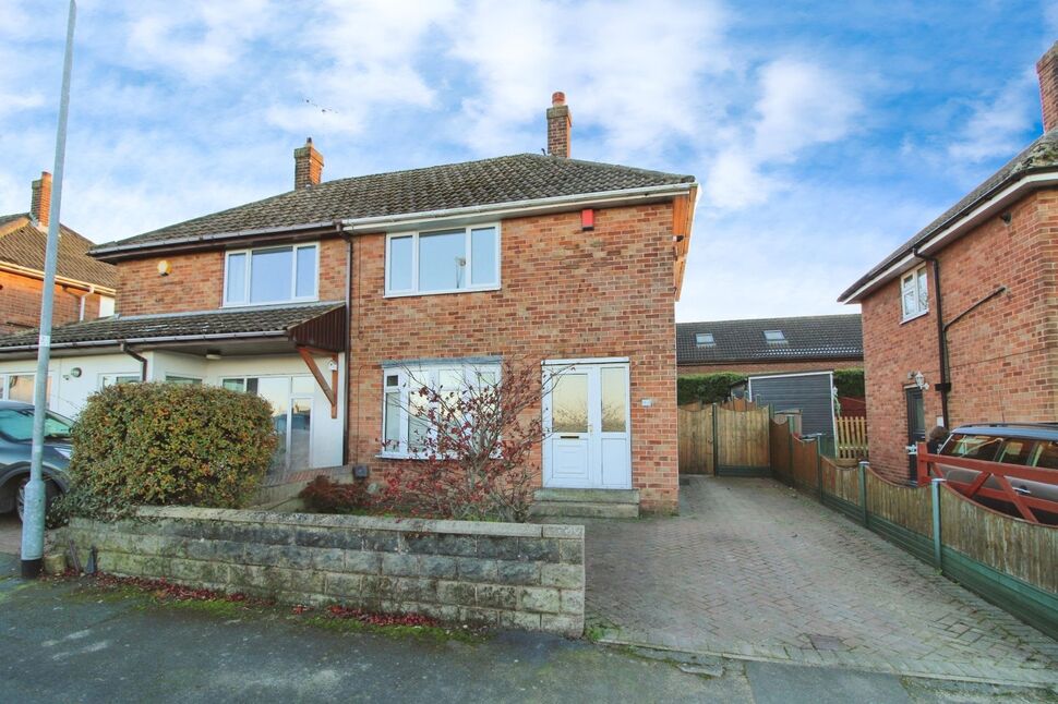 Main image of 2 bedroom Semi Detached House to rent, Westbourne Avenue, Garforth, West Yorkshire, LS25