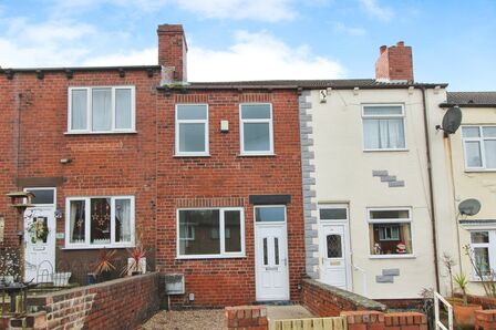 2 bedroom Mid Terrace House to rent