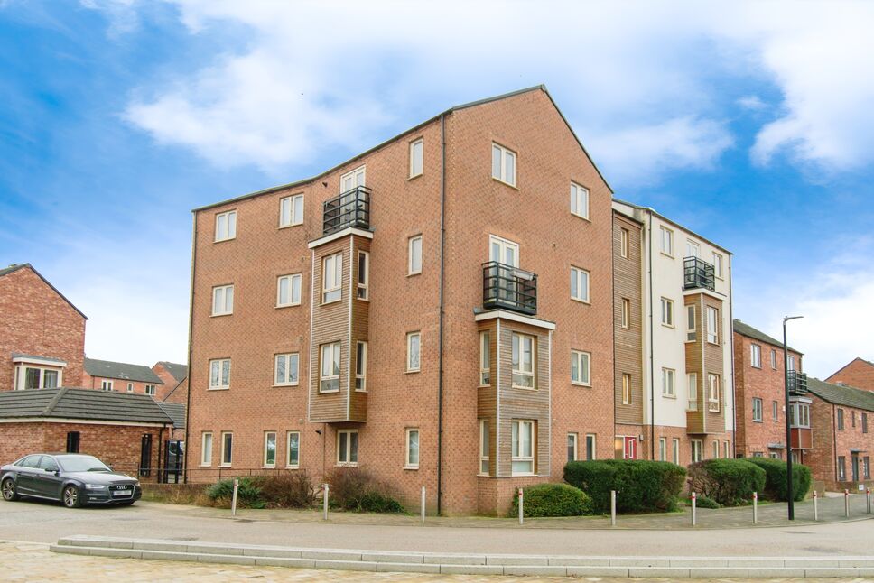 Main image of 1 bedroom  Flat for sale, Warren House Road, Allerton Bywater, West Yorkshire, WF10