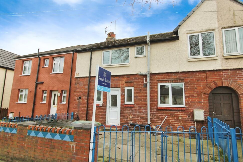 Main image of 3 bedroom Mid Terrace House to rent, Fryston Road, Castleford, West Yorkshire, WF10