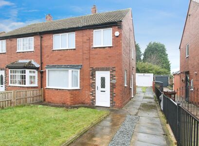 Birch Grove, 3 bedroom Semi Detached House for sale, £220,000