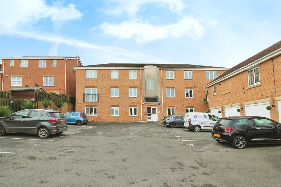 Main image of 1 bedroom  Flat for sale, Millers Croft, Castleford, West Yorkshire, WF10