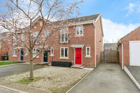 3 bedroom End Terrace House for sale