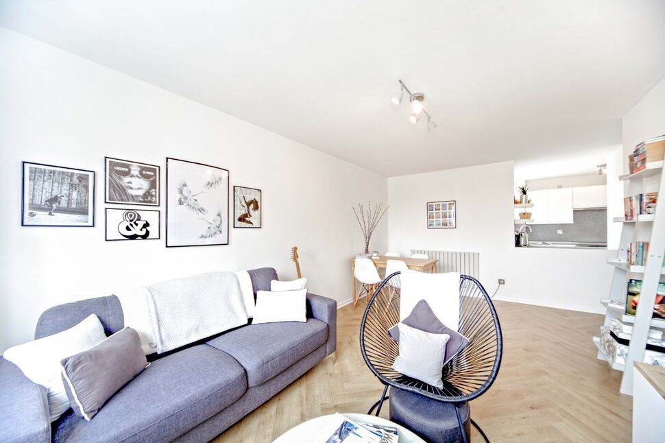 1 bedroom  Flat for sale