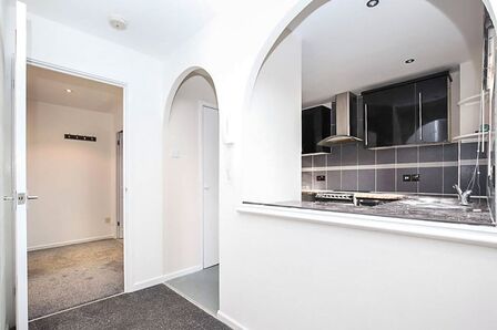 1 bedroom  Flat for sale