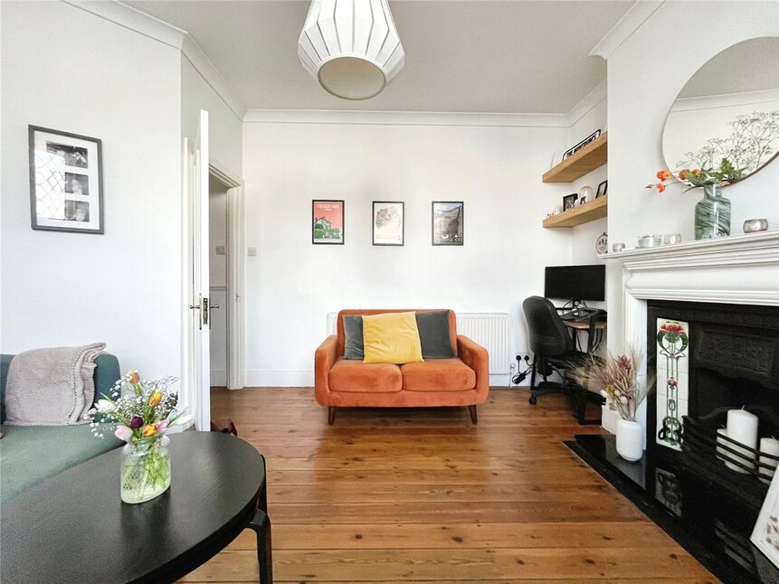 1 bedroom  Flat for sale