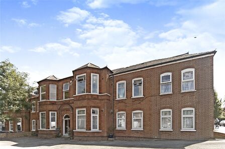 Brownhill Road, 1 bedroom  Flat for sale, £130,000