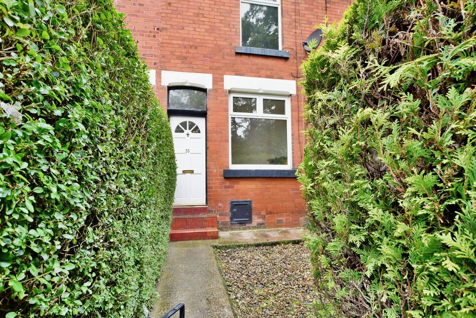 Main image of 2 bedroom Mid Terrace House to rent, Kent Road, Stockport, Cheshire, SK3