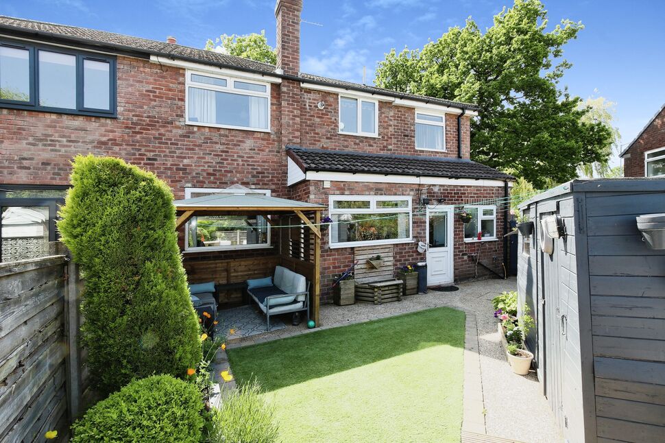 4 bedroom Semi Detached House for sale, Cross Road, Heald Green, SK8 ...