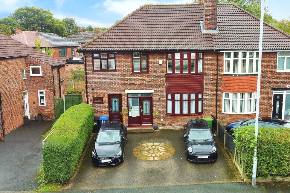 5 bedroom Semi Detached House for sale