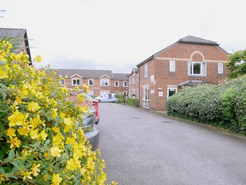 Main image of 1 bedroom  Flat for sale, Gatley Green, Gatley, Greater Manchester, SK8