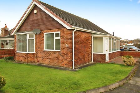 2 bedroom Semi Detached Bungalow for sale