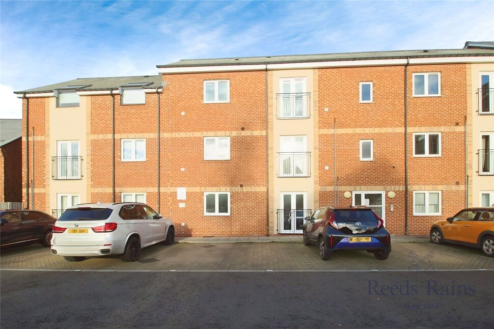 Main image of 1 bedroom  Flat for sale, Alnmouth Court, Newcastle upon Tyne, Tyne and Wear, NE5