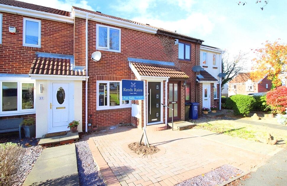 Main image of 2 bedroom Mid Terrace House for sale, Grosvenor Way, Chapel Park, Newcastle Upon Tyne, NE5