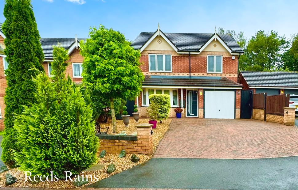 Main image of 4 bedroom Detached House for sale, Amber Drive, Chorley, Lancashire, PR6