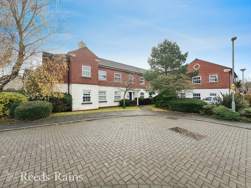 Main image of 2 bedroom  Flat for sale, Oxford Mews, Buckshaw Village, Lancashire, PR7