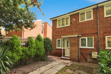 Deerfold, 1 bedroom Semi Detached House for sale, £90,000