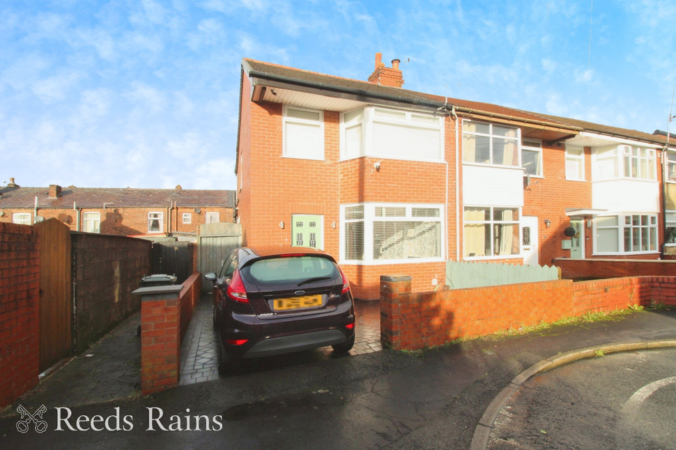 Main image of 3 bedroom End Terrace House for sale, Fosterfield Place, Chorley, Lancashire, PR6