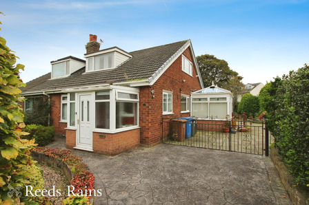 Talbot Drive, 3 bedroom Semi Detached House for sale, £260,000