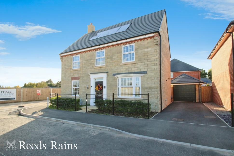 Main image of 4 bedroom Detached House for sale, Badger Drive, Leyland, Lancashire, PR26