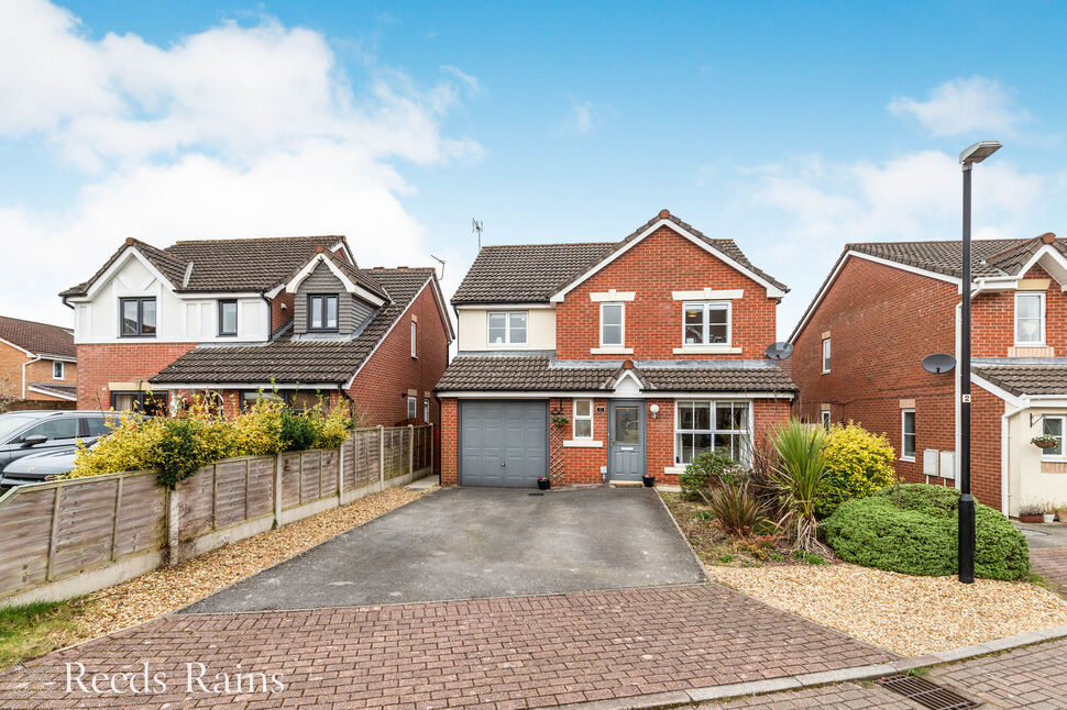 Main image of 4 bedroom Detached House for sale, Lomond Close, Euxton, Lancashire, PR7