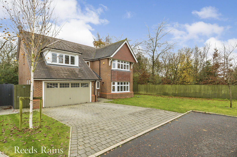 Main image of 5 bedroom Detached House for sale, Tuson Lane, Whittle-le-Woods, Lancashire, PR6