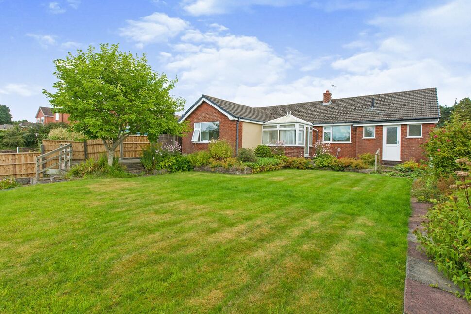 Main image of 3 bedroom Detached Bungalow to rent, Fieldside Avenue, Euxton, Lancashire, PR7