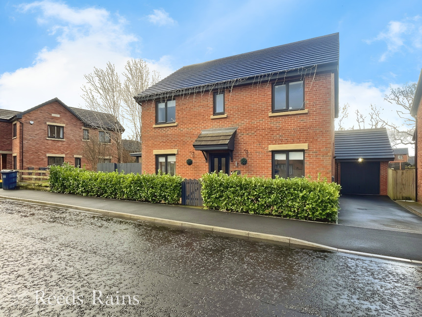 Main image of 4 bedroom Detached House for sale, Buttercup Drive, Leyland, Lancashire, PR25