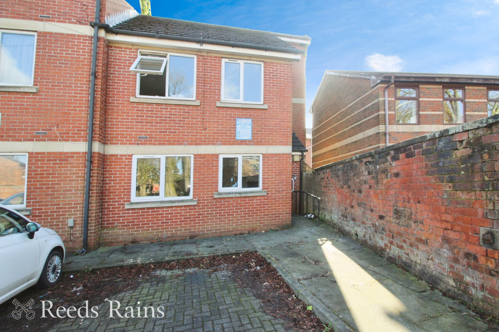 Main image of 1 bedroom  Flat for sale, St. Georges Court, Chorley, Lancashire, PR7