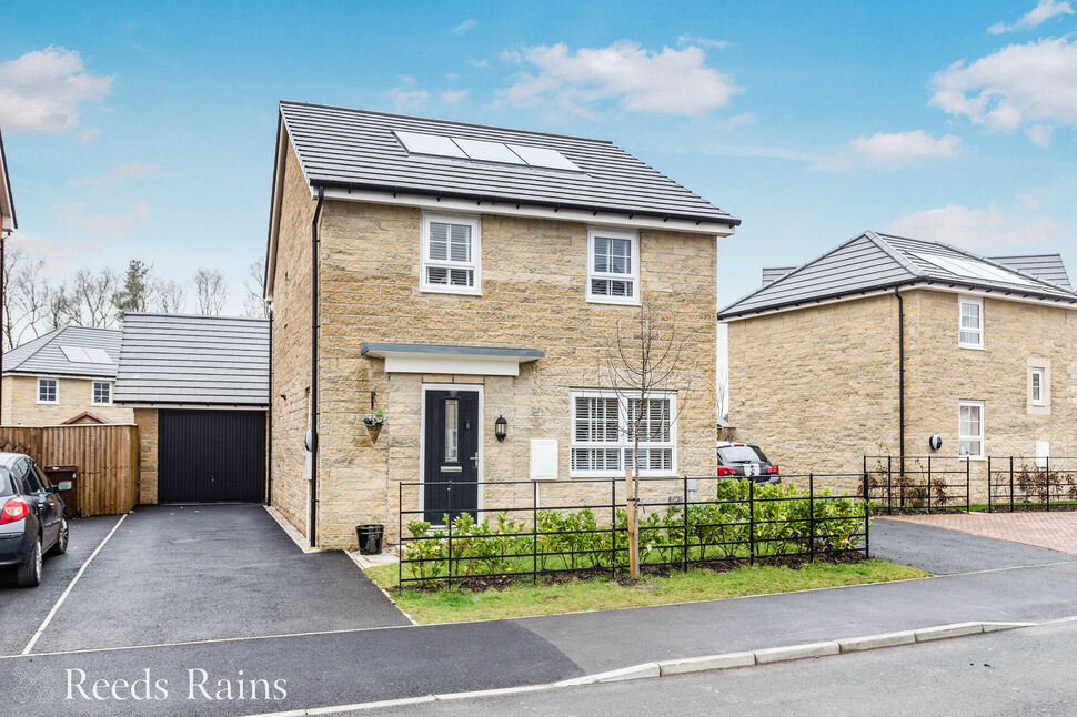 Main image of 4 bedroom Detached House for sale, Roadtrain Avenue, Leyland, Lancashire, PR26