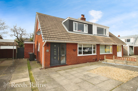 Mallom Avenue, 3 bedroom Semi Detached House for sale, £260,000