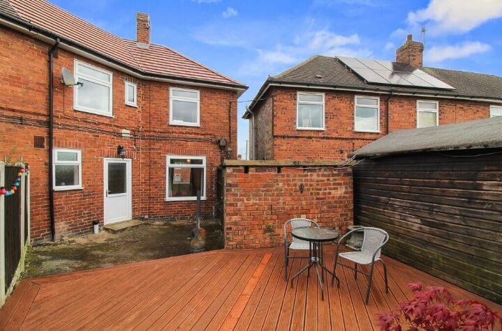 3 bedroom End Terrace House for sale