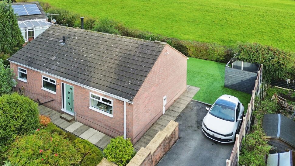 Main image of 2 bedroom Detached Bungalow for sale, Houldsworth Drive, Chesterfield, Derbyshire, S41