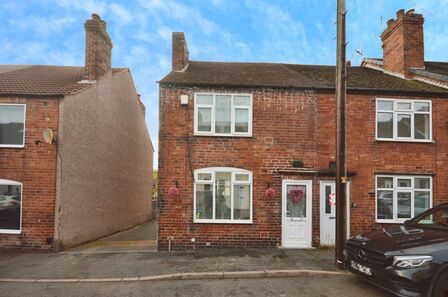 2 bedroom End Terrace House for sale