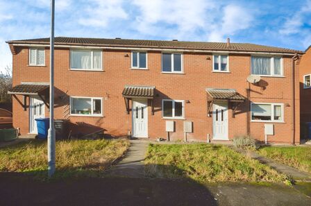 Broadoaks Close, 2 bedroom Mid Terrace House to rent, £725 pcm