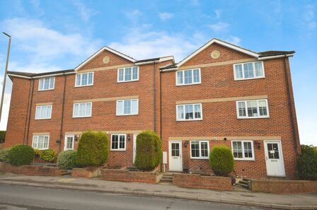 Bolsover Road, 3 bedroom Mid Terrace House to rent, £950 pcm