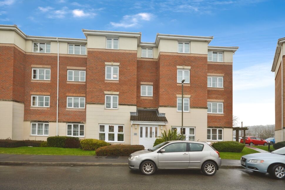 Main image of 2 bedroom  Flat to rent, Forge Drive, Chesterfield, Derbyshire, S40