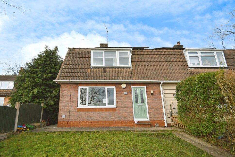 Main image of 3 bedroom Semi Detached House for sale, Harvey Road, Chesterfield, Derbyshire, S41