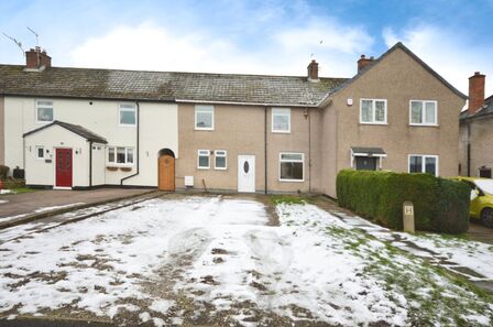 Station Road, 2 bedroom Mid Terrace House to rent, £900 pcm