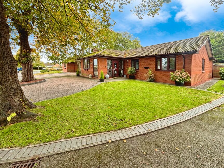 Main image of 4 bedroom Detached Bungalow for sale, Avon Court, Mold, Flintshire, CH7