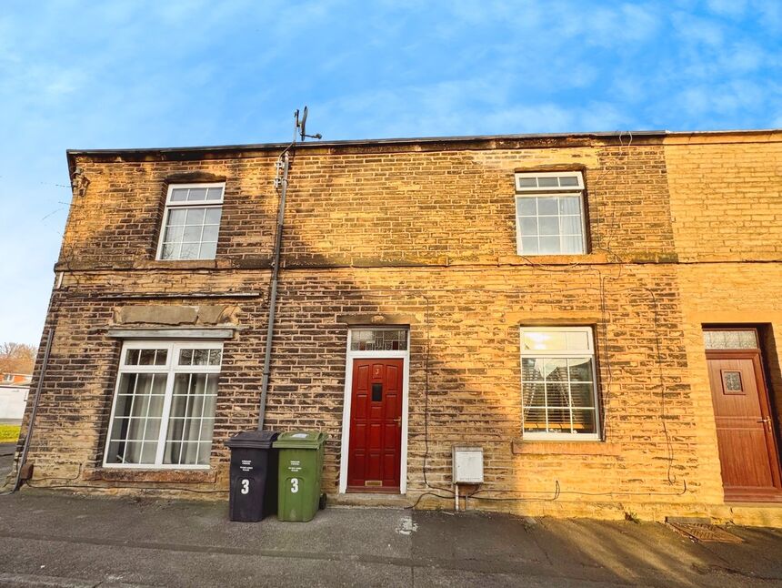 Main image of 2 bedroom  Flat to rent, Clough Lane, Liversedge, West Yorkshire, WF15